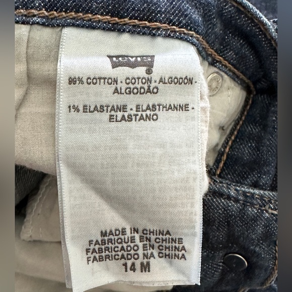 Levi’s Perfectly Slimming Bootcut 512 Jeans - Picture 11 of 13